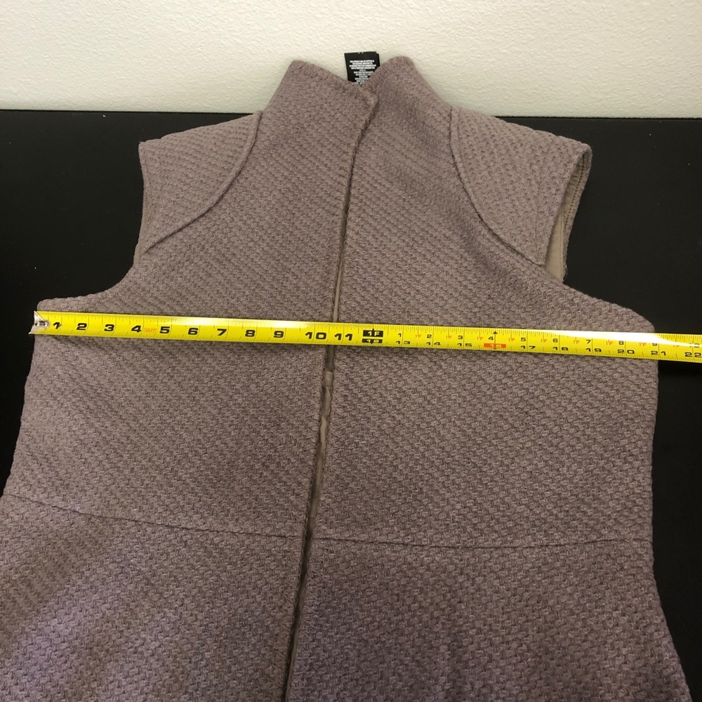 Star Wars Galaxy's Edge Resistance Vest Rey Skywalker Last Jedi Gray XL - NEW - Picture 4 of 5